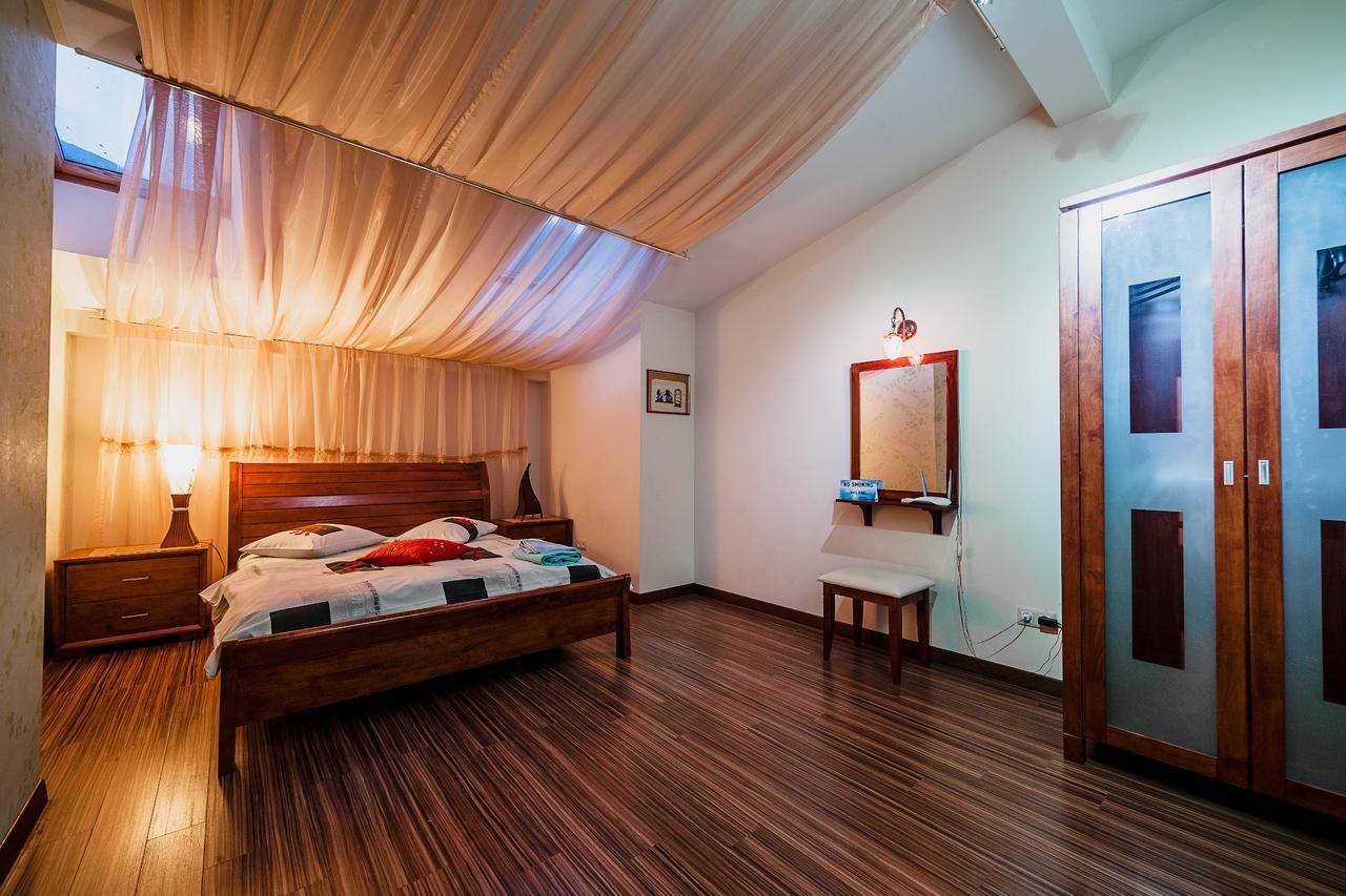 Ferienwohnung Deribasovskaya Tsentr Odessa Exterior foto